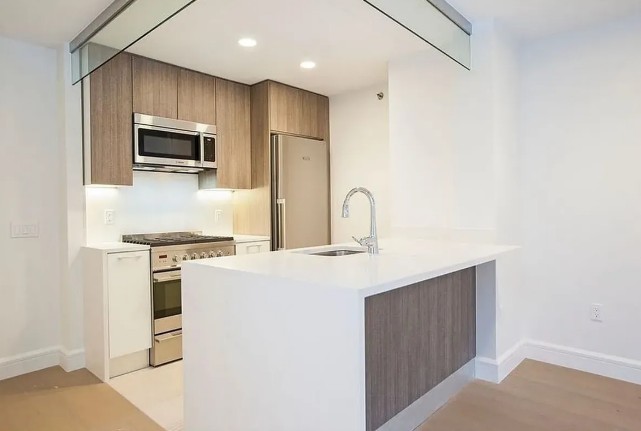 Amazing Studio on West 50th Street in Hell’s Kitchen