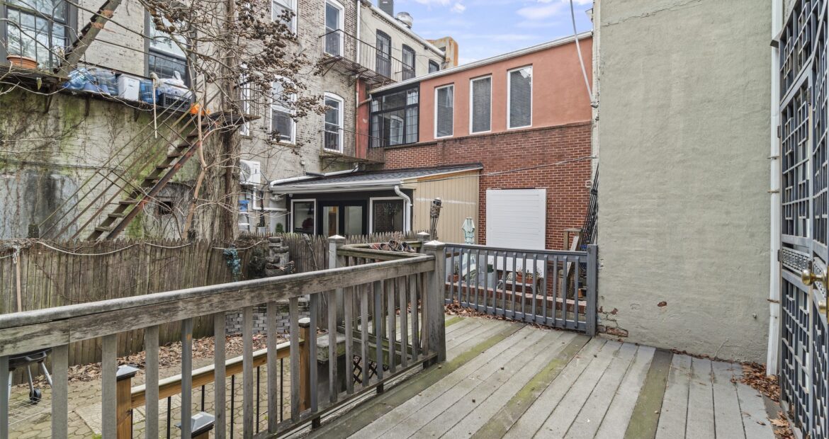 44 Decatur Street