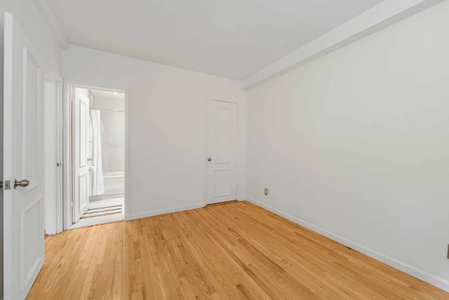 Amazing 1 bed on West 58th Street in Midtown