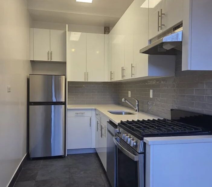 Amazing 1 bed on West 106th Street in Manhattan Valley
