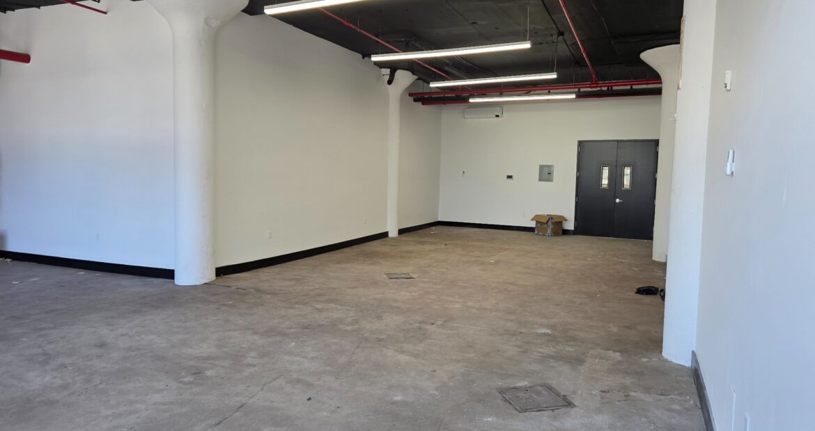 Spacious Flex Commercial Spaces for Lease in Prime Bushwick Location – 1,300 SF