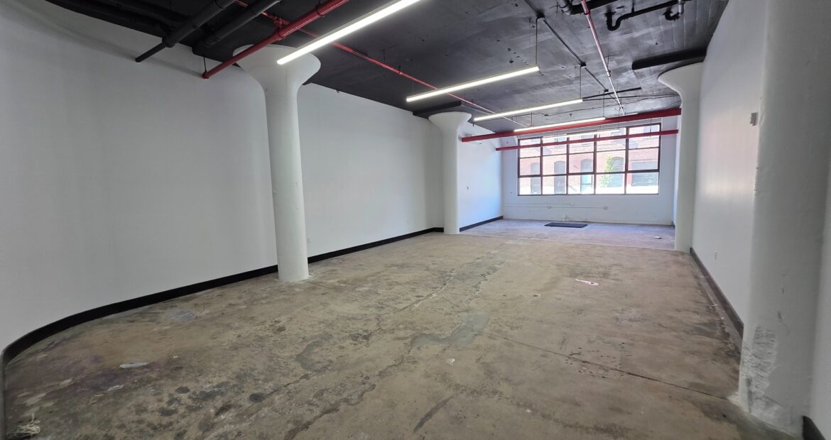 Spacious Flex Commercial Spaces for Lease in Prime Bushwick Location – 1,300 SF