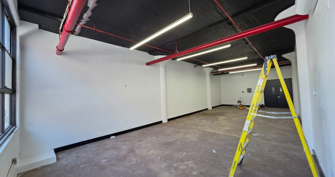 Spacious Flex Commercial Spaces for Lease in Prime Bushwick Location – 1,300 SF