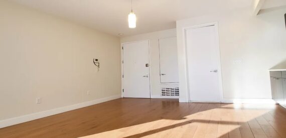 Spacious 4BR Ridgewood Apartment w/ Laundry, Roof Access & No Broker Fee!
