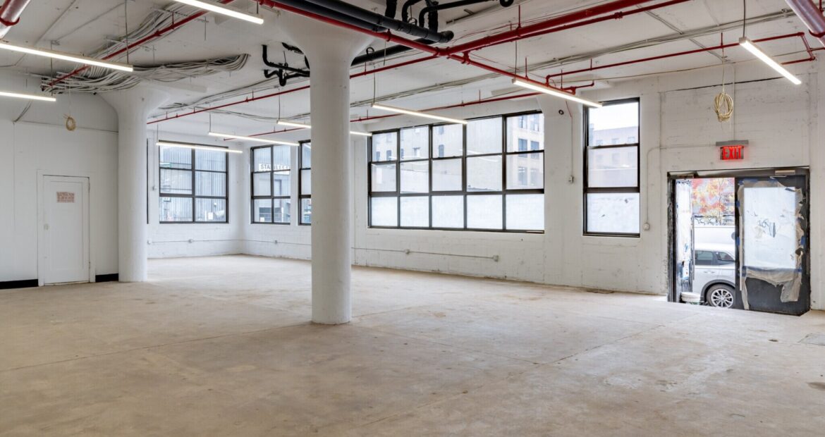 Spacious Flex Commercial Spaces for Lease in Prime Bushwick Location – 1,300 SF