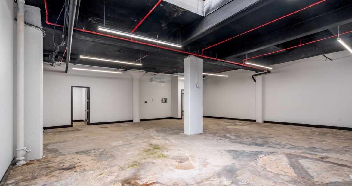 Spacious Flex Commercial Spaces for Lease in Prime Bushwick Location – 1,300 SF