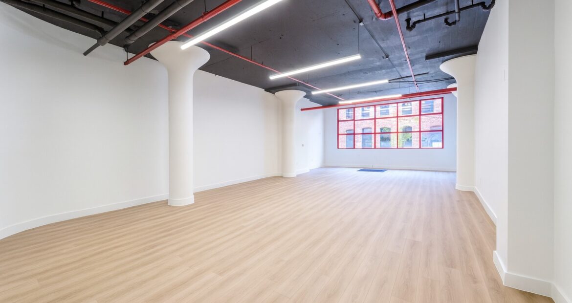 Spacious Flex Commercial Spaces for Lease in Prime Bushwick Location – 1,300 SF