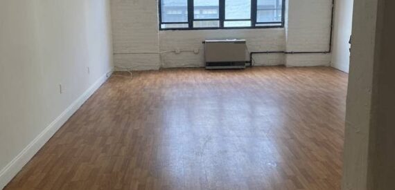 Expansive 800 Sq Ft Commercial Loft Office in Prime Bushwick Location – Exclusive Lease