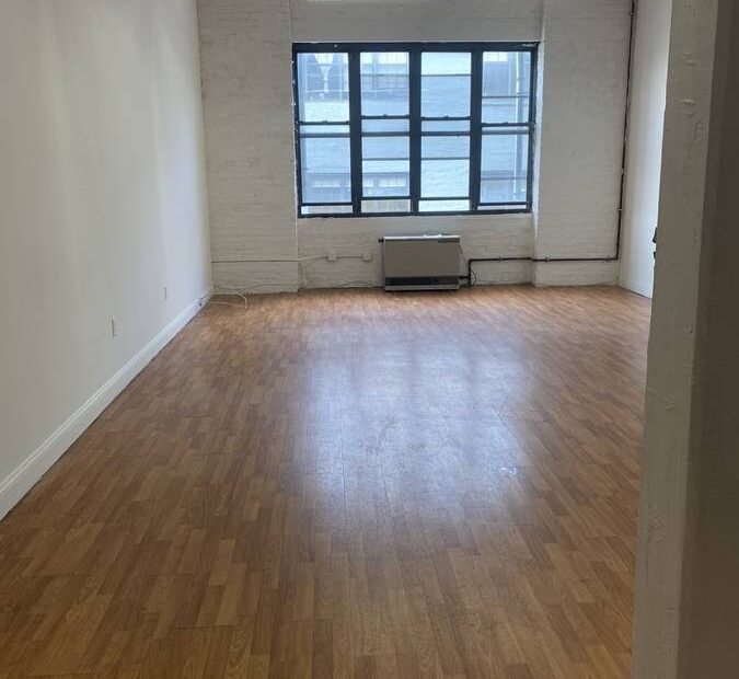 Expansive 800 Sq Ft Commercial Loft Office in Prime Bushwick Location – Exclusive Lease