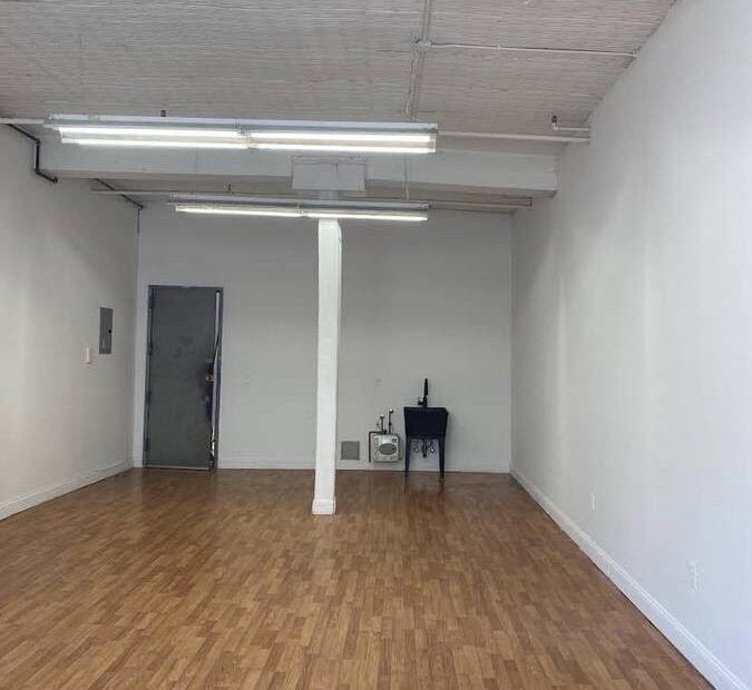 Expansive 800 Sq Ft Commercial Loft Office in Prime Bushwick Location – Exclusive Lease