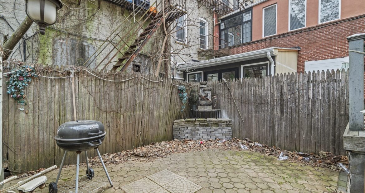 44 Decatur Street
