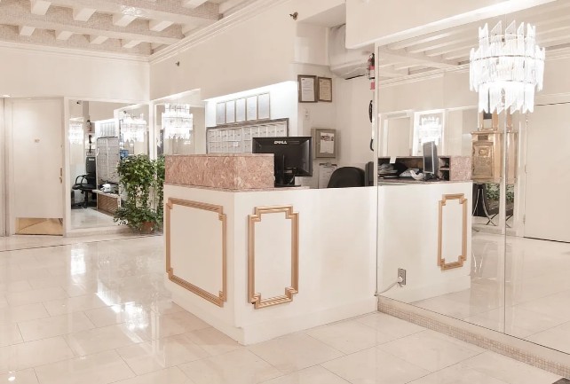 Amazing 1 bed on West 58th Street in Midtown