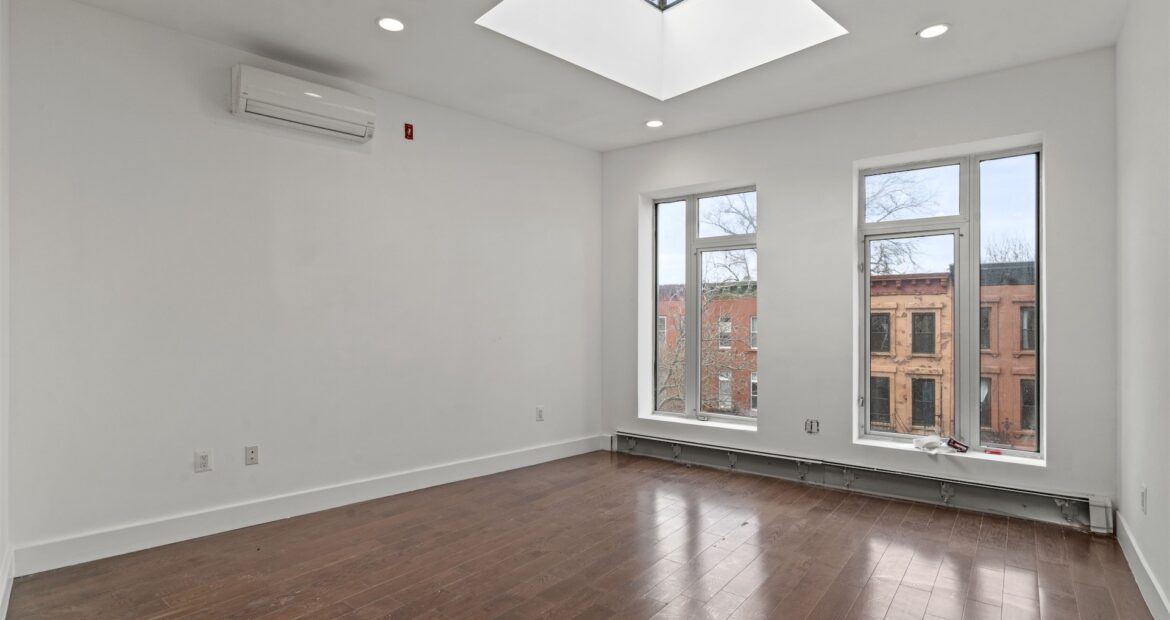 46 Decatur Street
