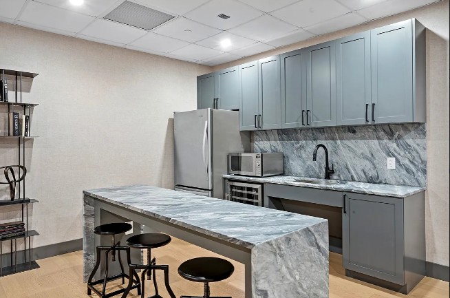 Amazing Studio on East 34th Street in Kips Bay