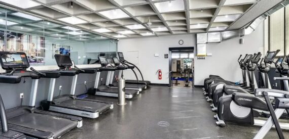 Amazing 2 bed on Waterside Plaza in Kips Bay