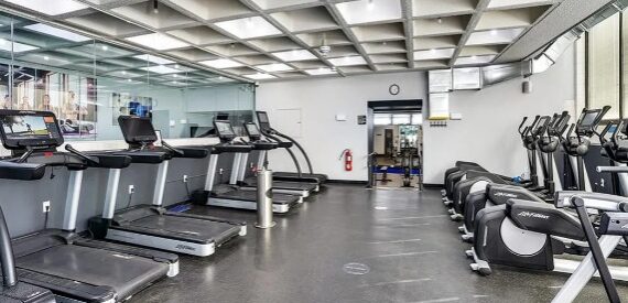Amazing Studio on Waterside Plaza in Kips Bay