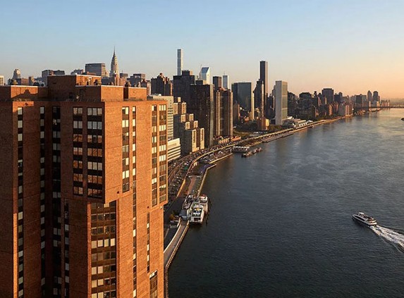 Amazing 2 bed on Waterside Plaza in Kips Bay