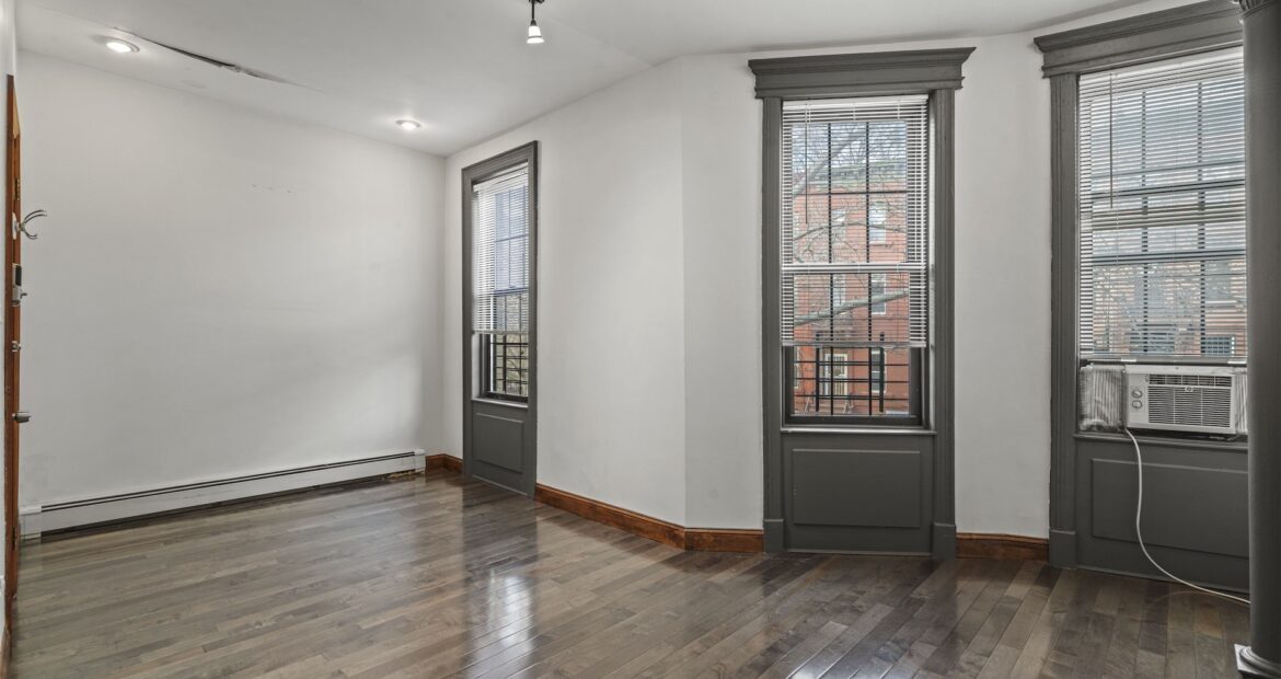 44 Decatur Street