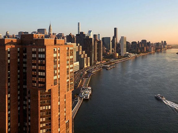 Amazing 1 bed on Waterside Plaza in Kips Bay