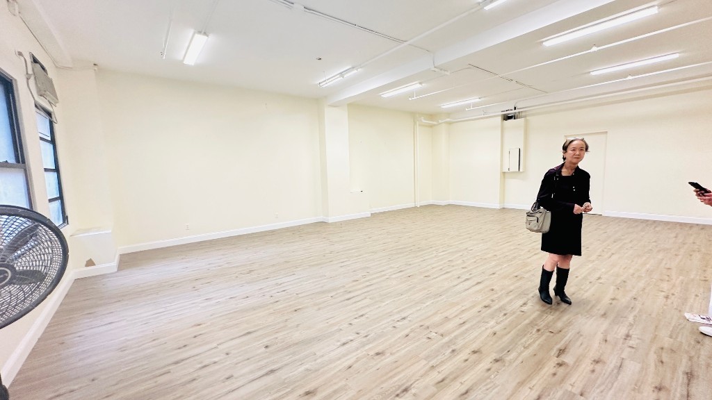 Bright, Versatile 1,200 Sq Ft Creative Studio/Office in Midtown Chelsea