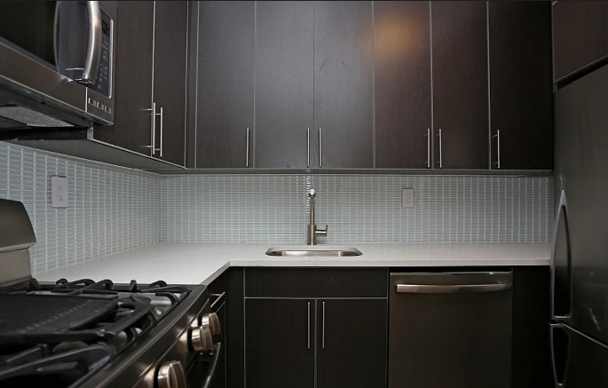 Amazing Studio on West 53rd Street in Hell’s Kitchen