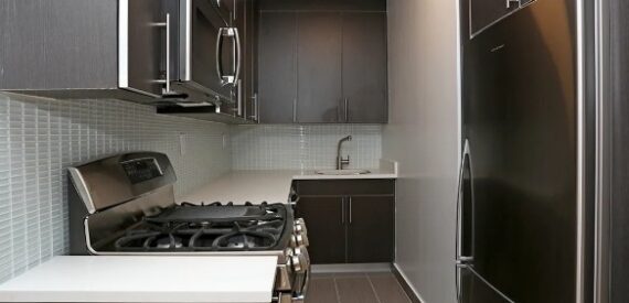 Amazing Studio on West 53rd Street in Hell’s Kitchen