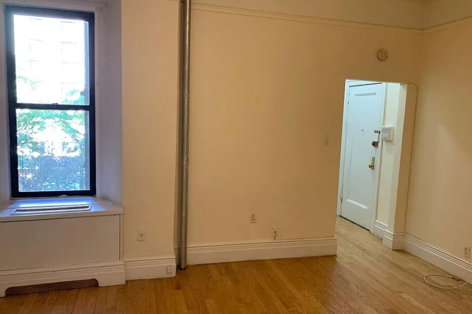 Amazing open layout on Broadway in Upper West Side
