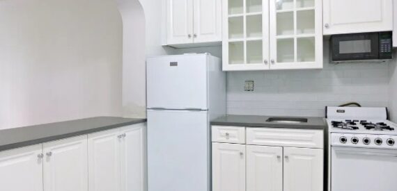 Amazing studio on East 55th Street in Sutton place