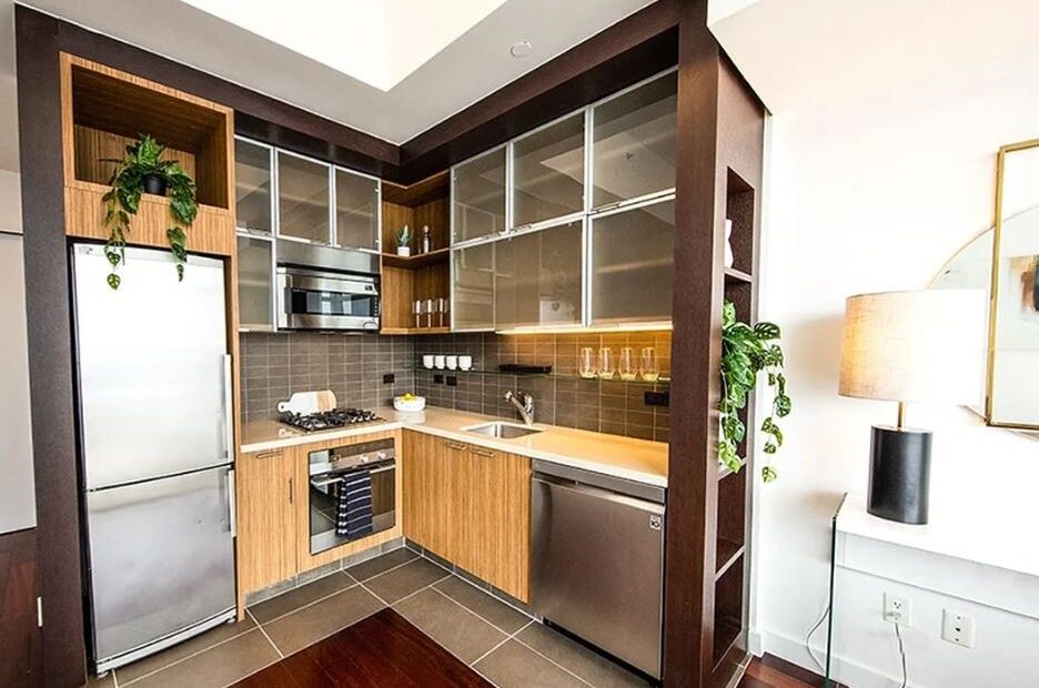 Amazing open layout on West 42nd Street in Hell’s Kitchen