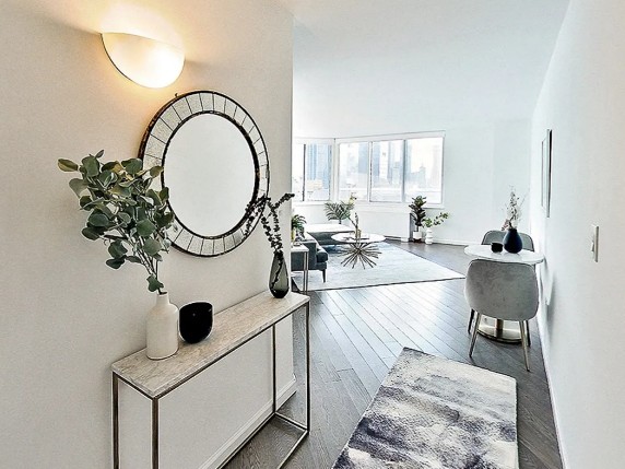 Amazing 1 bed on West 42th Street in Hell’s Kitchen