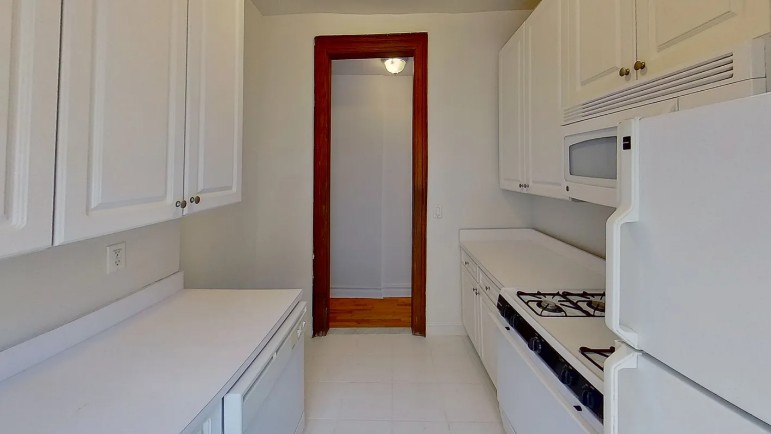 Amazing 2 bed on Amsterdam Avenue in upper west side