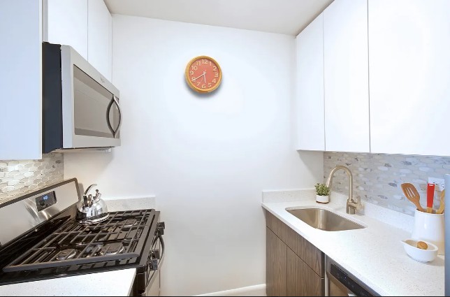 Amazing Studio on East 34th Street in Kips Bay