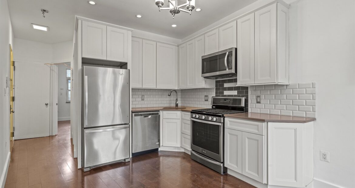 46 Decatur Street