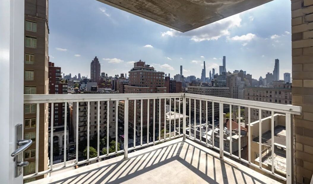 Amazing 1 bed on West End Avenue in Upper West Side