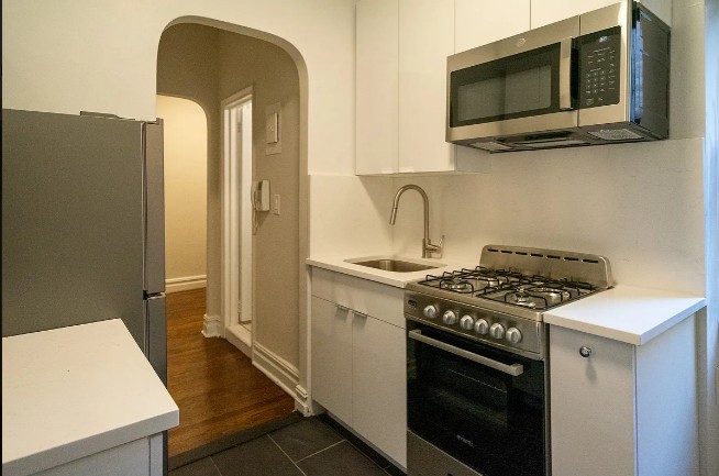 Amazing studio on West End Avenue in upper west side