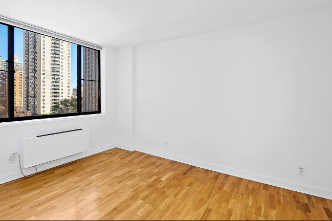 Amazing 2 bed on West 90th Street in Upper West Side