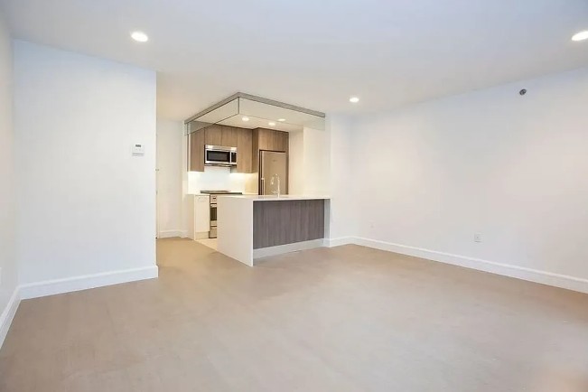 Amazing Studio on West 50th Street in Hell’s Kitchen