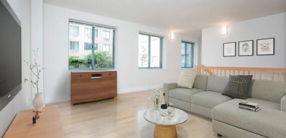 Amazing 1 bed on Jane Street in West Village