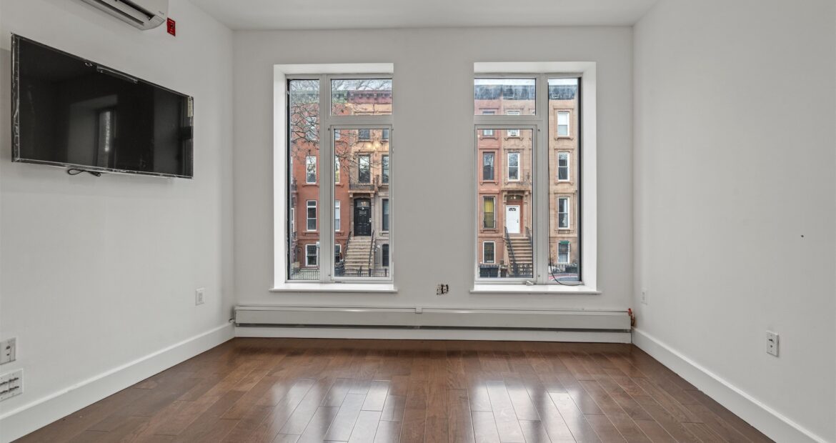 46 Decatur Street