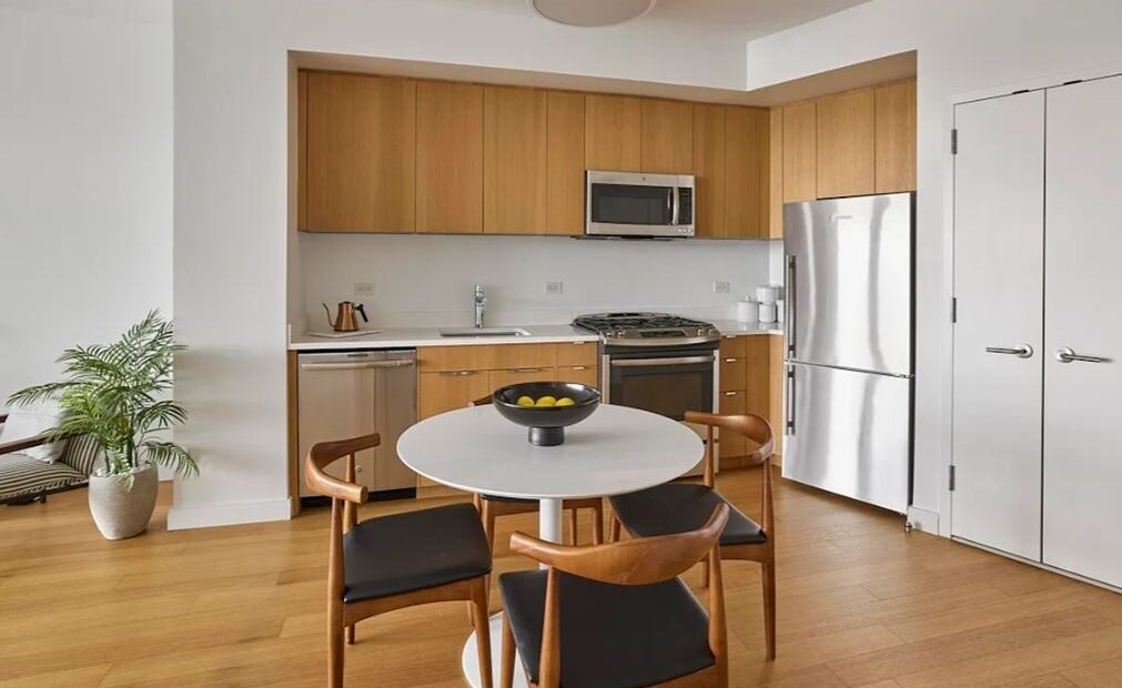Amazing open layout on West 57th Street in Hell’s Kitchen