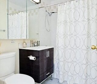 Amazing 2 bed on West 42th Street in Upper Hell’s Kitchen