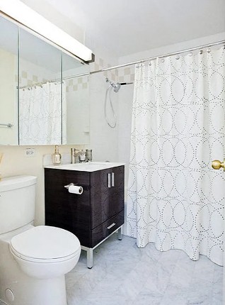 Amazing 2 bed on West 42th Street in Upper Hell’s Kitchen