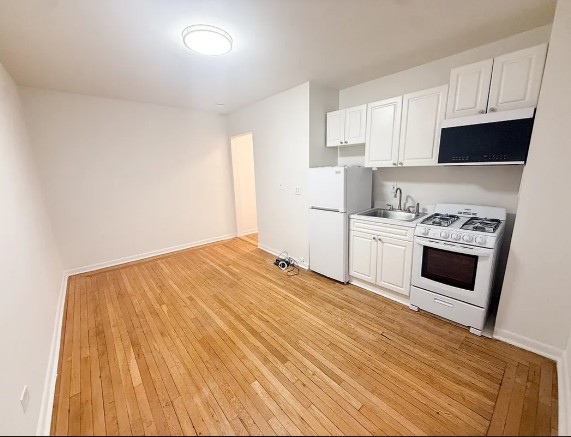 Amazing 1 bed on West 96th Street in Upper West Side