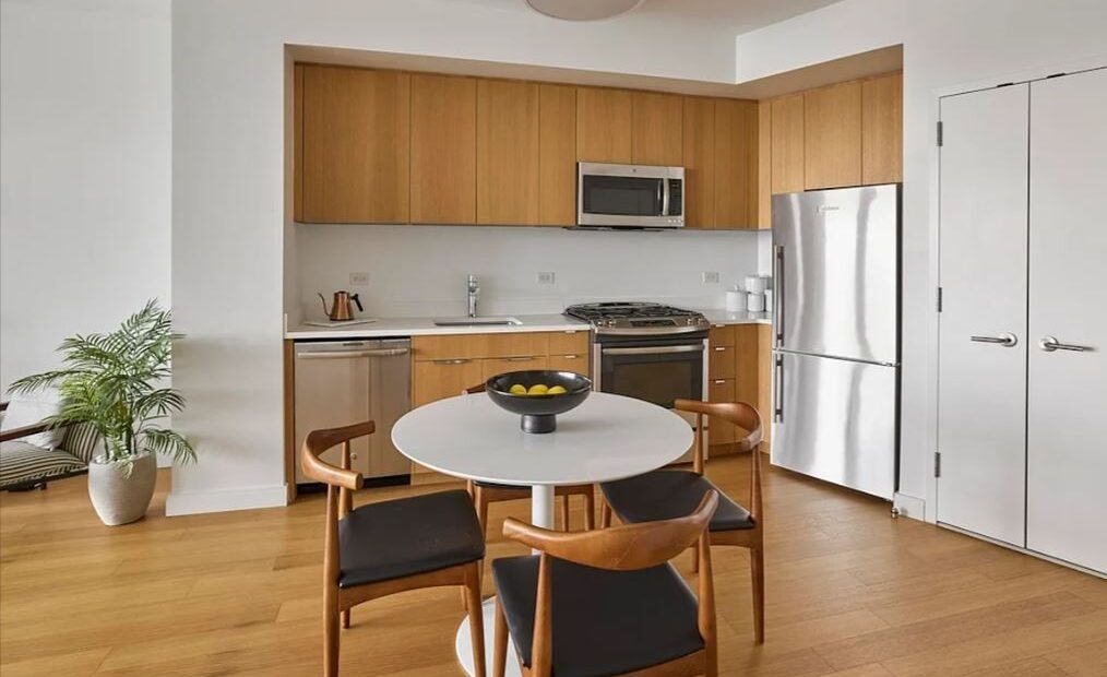 Amazing 1 bed on West 57th Street in Hell’s Kitchen