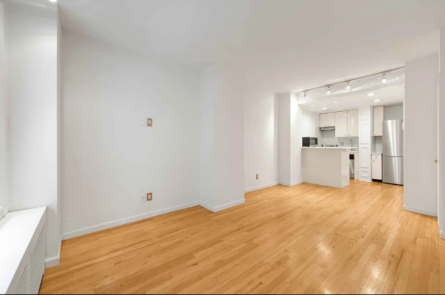Amazing 1 bed on West 58th Street in Midtown