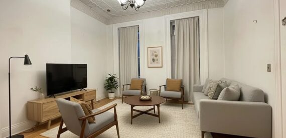 High Ceiling 2 bedrooms no fee