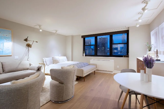 Amazing Studio on East 34th Street in Kips Bay