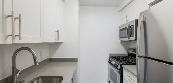 Amazing 2 bed on West 90th Street in Upper West Side