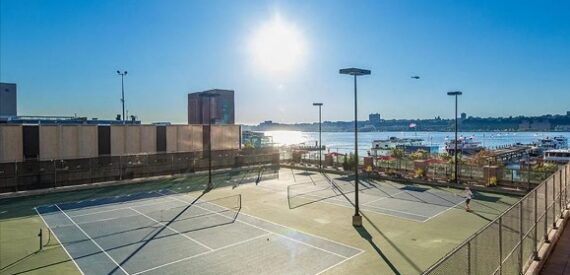 Amazing 1 bed on West 42th Street in Hell’s Kitchen