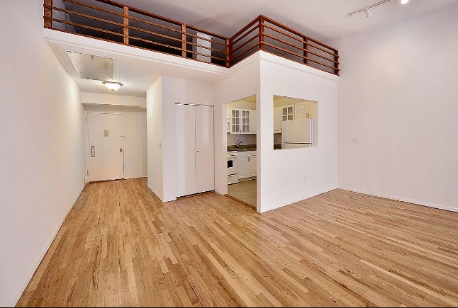 Amazing Studio on Beaver Street in Financial District